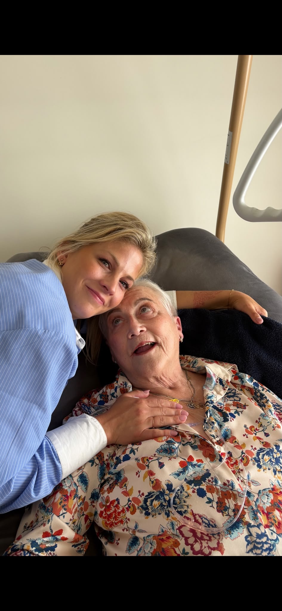 Verpleegkundige biedt palliatieve zorg